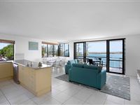 3 Bedroom Rooftop Waterfront Lounge-BreakFree Grand Pacific